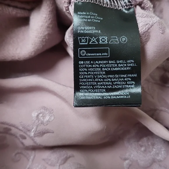 NWT! Dusty Pink Ruffle Sweatshirt with Embroidery! - Picture 8 of 10